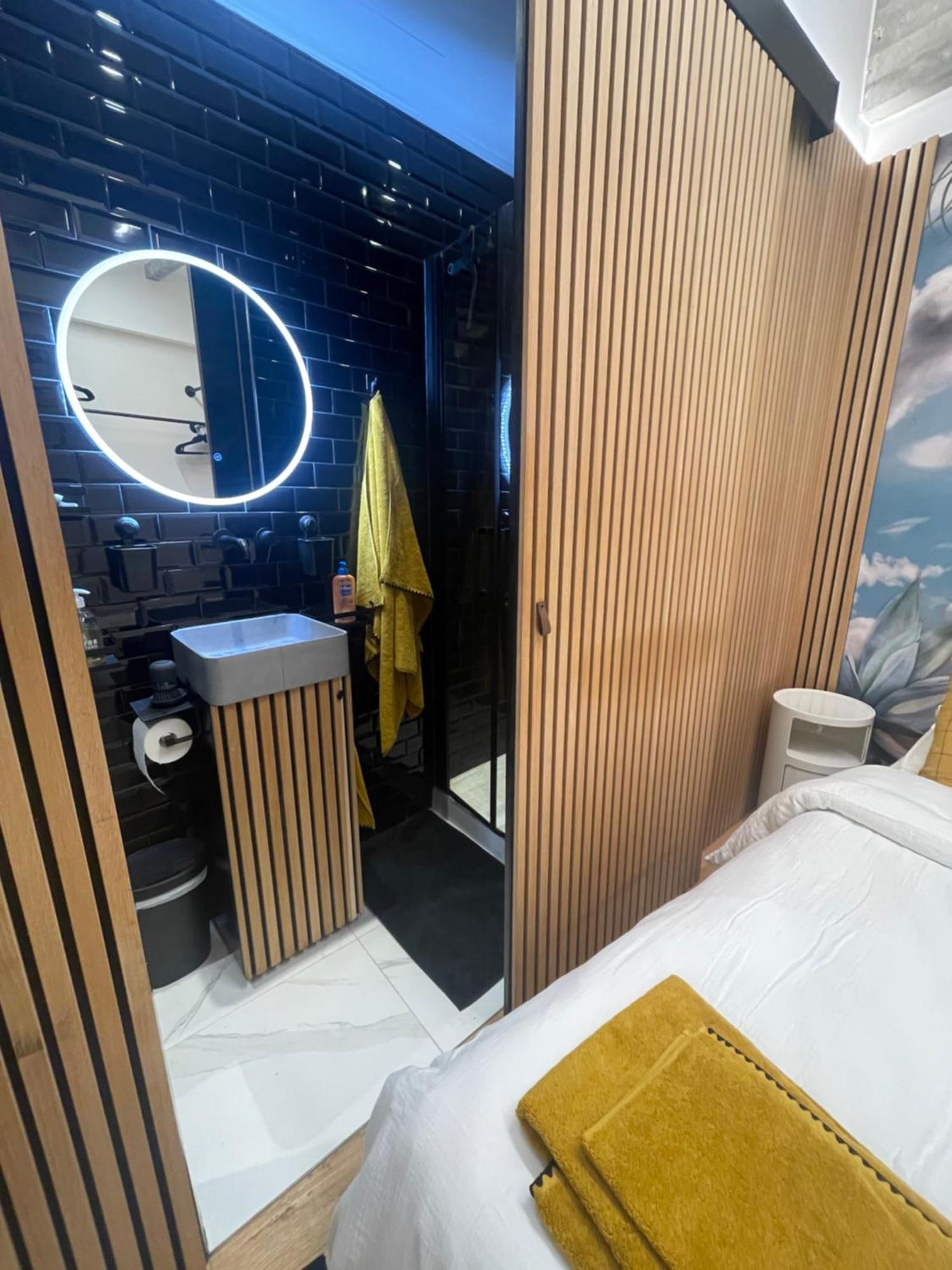 Le Loft Bleu La Madeleine - Un Mini Loft Design Et Tres Appartement *